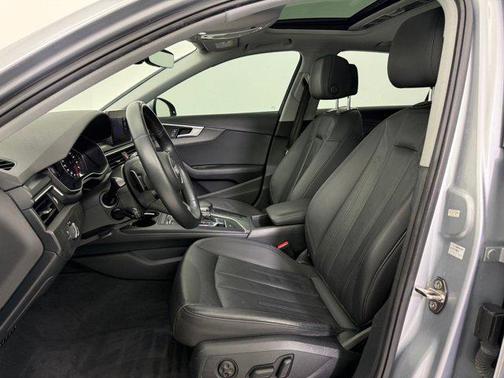 2019 Audi A4 40 Titanium Premium