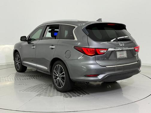 2016 INFINITI QX60 Base