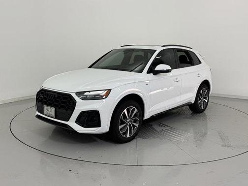 2024 Audi Q5 45 S line Premium