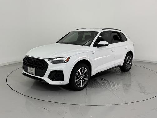 2024 Audi Q5 45 S line Premium