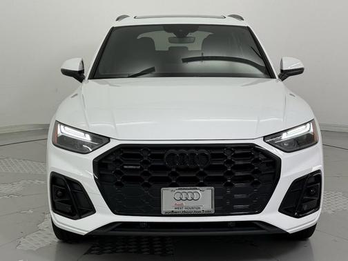 2024 Audi Q5 45 S line Premium
