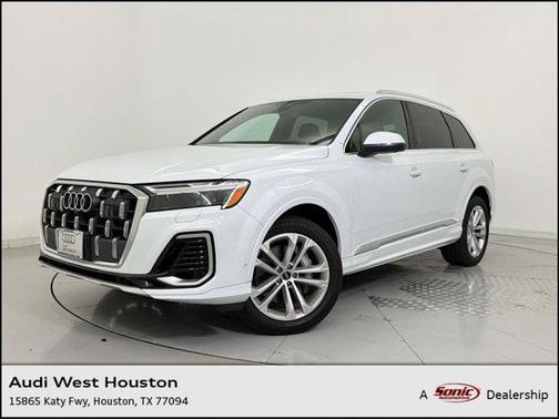 White 2025 Audi Q7 55 Premium Plus