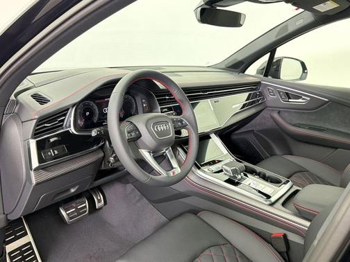 Mythos Black Metallic 2026 Audi Q7 55 Prestige