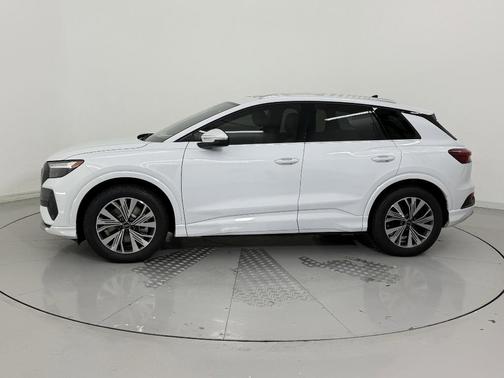 2025 Audi Q4 e-tron Premium 45 RWD