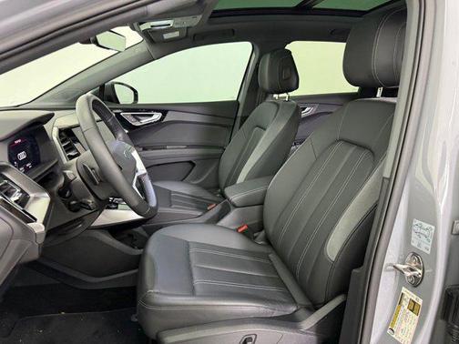 2024 Audi Q4 e-tron Premium Plus 55 quattro