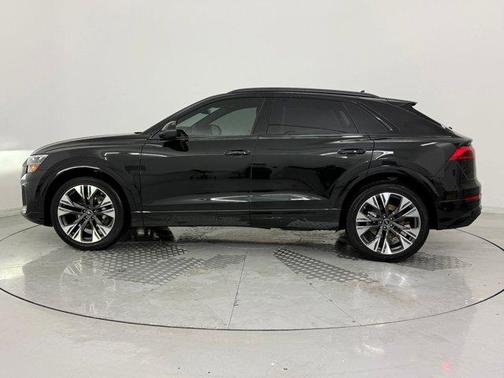 2026 Audi Q8 55 Premium Plus