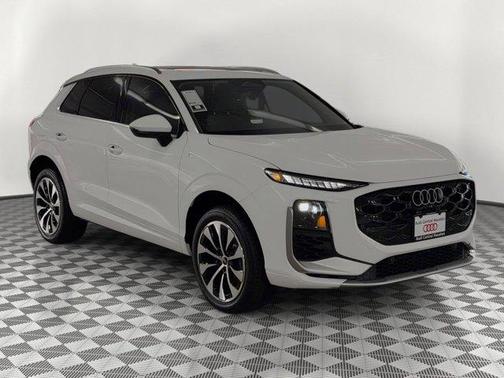 Arkona White 2026 Audi Q3 TFSI quattro S tronic