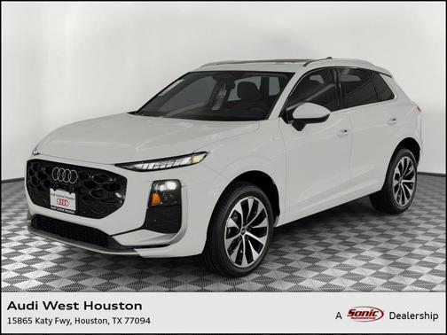 Arkona White 2026 Audi Q3 TFSI quattro S tronic