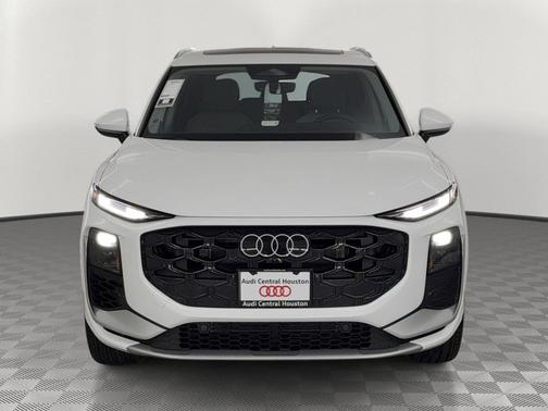 Arkona White 2026 Audi Q3 TFSI quattro S tronic