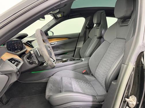 2023 Audi e-tron GT Premium Plus quattro