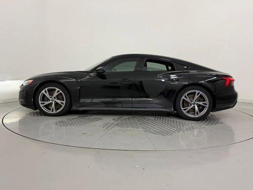 2023 Audi e-tron GT Premium Plus quattro