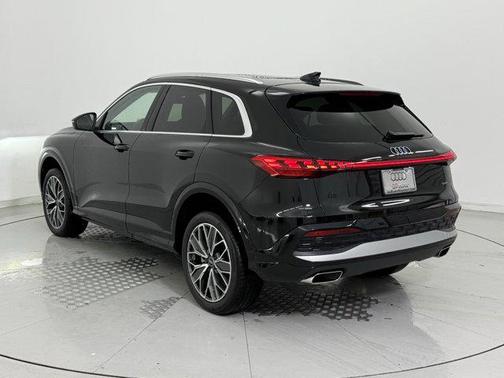 2025 Audi Q5 Premium Plus