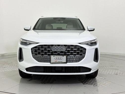 2026 Audi Q5 Premium Plus TFSI quattro S tronic