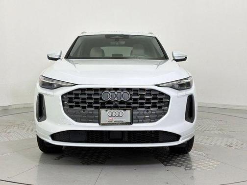 2026 Audi Q5 Premium Plus TFSI quattro S tronic