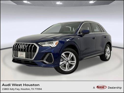 2024 Audi Q3 Premium 45 TFSI S line quattro Tiptronic