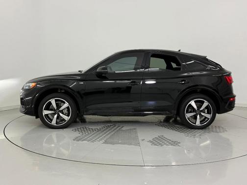 2022 Audi Q5 45 S line Premium Plus