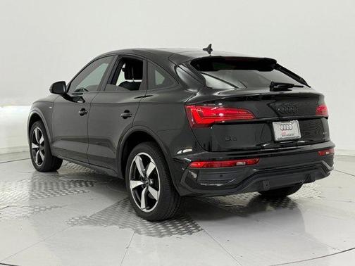 2022 Audi Q5 45 S line Premium Plus