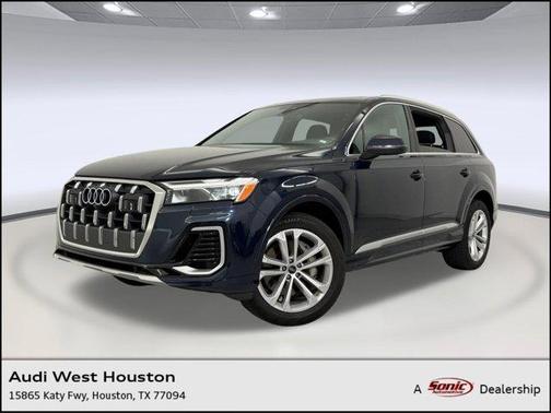 2025 Audi Q7 55 Premium Plus