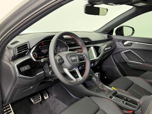 2025 Audi Q3 45 S line Premium Plus