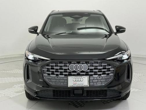 2025 Audi Q5 Premium