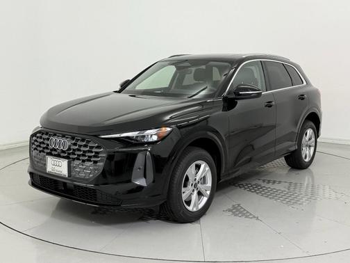 2025 Audi Q5 Premium