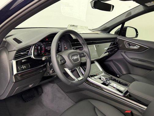 2026 Audi Q7 55 Premium Plus