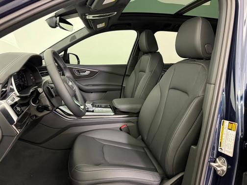 2026 Audi Q7 55 Premium Plus