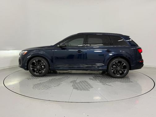 2026 Audi Q7 55 Premium Plus