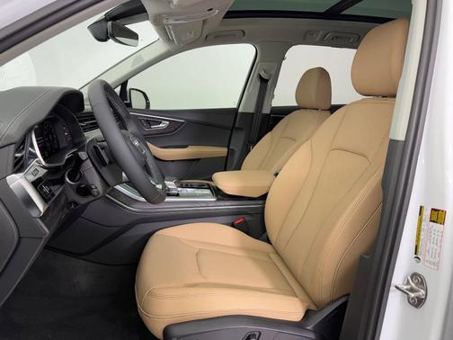2026 Audi Q7 55 Premium Plus