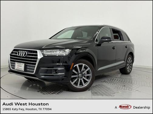 Black 2019 Audi Q7 45 Premium Plus