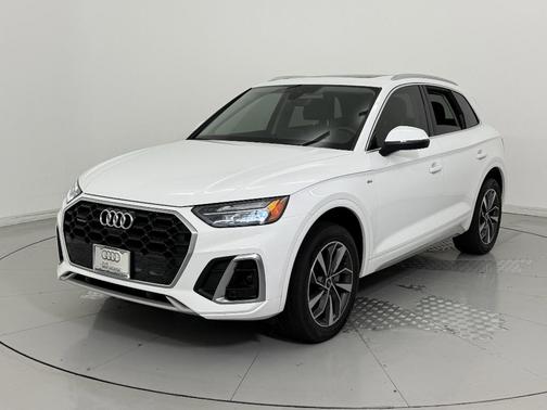 2022 Audi Q5 45 S line Premium Plus