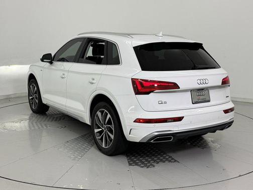 2022 Audi Q5 45 S line Premium Plus