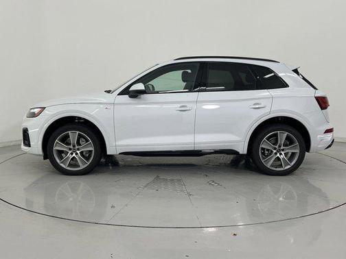 2025 Audi Q5 45 S line Premium