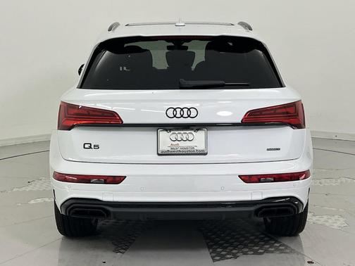 2025 Audi Q5 45 S line Premium