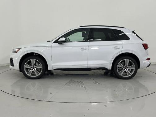 2025 Audi Q5 45 S line Premium