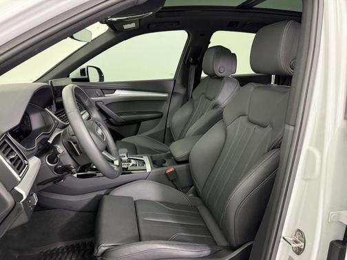 2025 Audi Q5 45 S line Premium