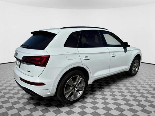2025 Audi Q5 45 S line Premium