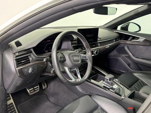Glacier White Metallic 2023 Audi S5 Premium Plus TFSI quattro Tiptronic