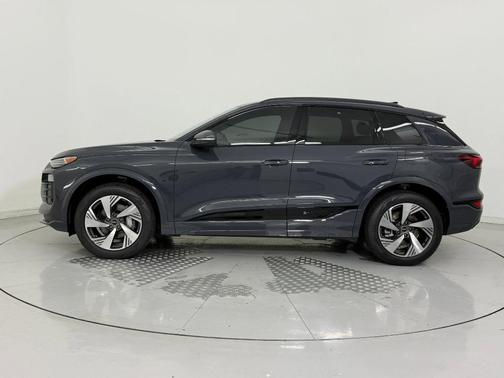 2025 Audi Q6 e-tron Premium Plus quattro