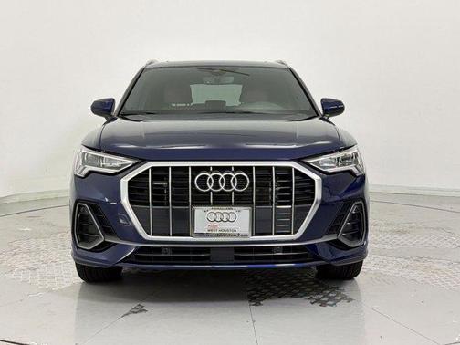 Navarra Blue Metallic 2025 Audi Q3 Premium 45 TFSI S line quattro Tiptronic