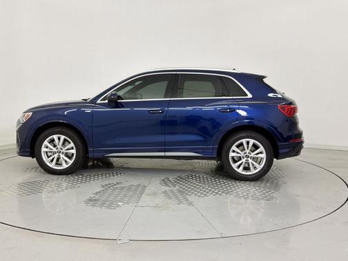 Navarra Blue Metallic 2025 Audi Q3 Premium 45 TFSI S line quattro Tiptronic