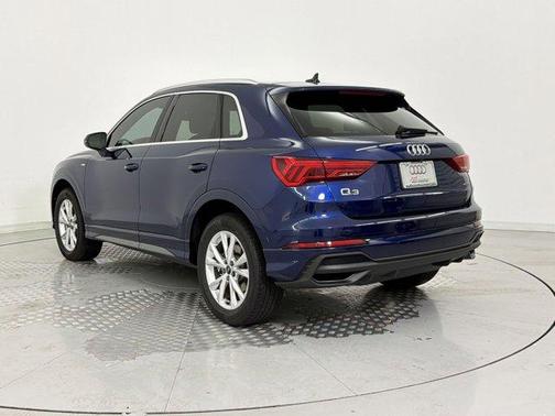 Navarra Blue Metallic 2025 Audi Q3 Premium 45 TFSI S line quattro Tiptronic