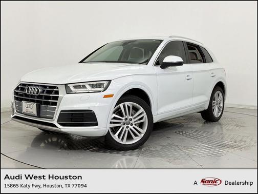 White 2019 Audi Q5 2.0T Premium Plus
