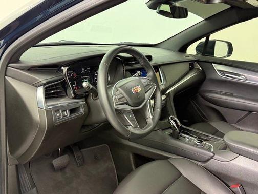 2024 Cadillac XT5 Luxury