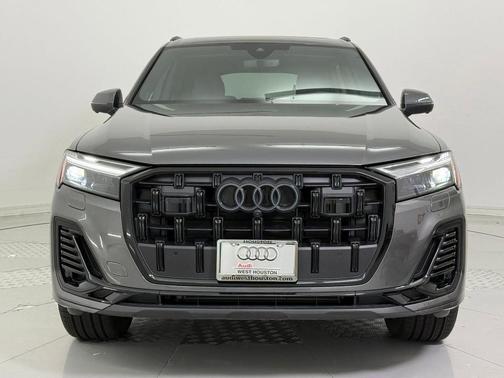 2025 Audi Q7 45 Premium