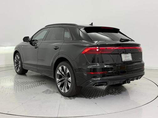 2026 Audi Q8 55 Premium Plus