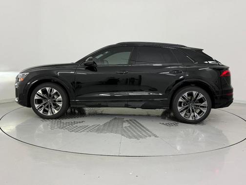 2026 Audi Q8 55 Premium Plus