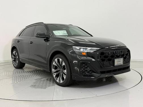 Mythos Black Metallic 2026 Audi Q8 55 Premium Plus
