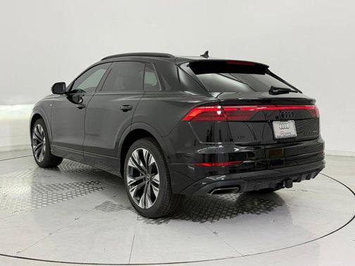 2026 Audi Q8 55 Premium Plus