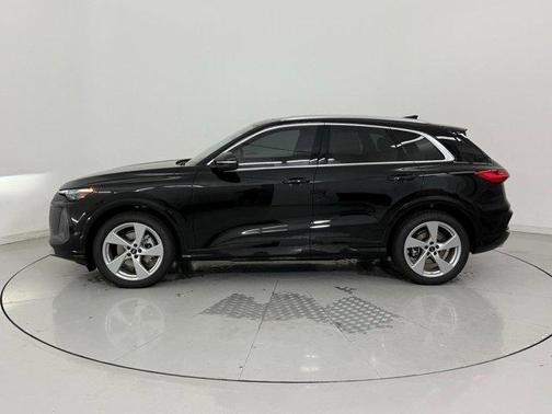 2025 Audi Q5 Prestige TFSI quattro S tronic